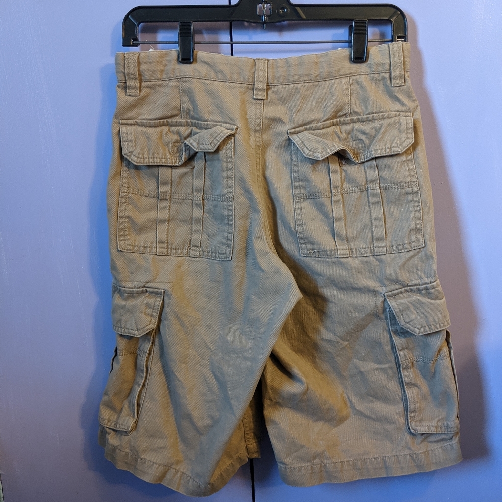 Old navy shorts - Picture 4 of 6